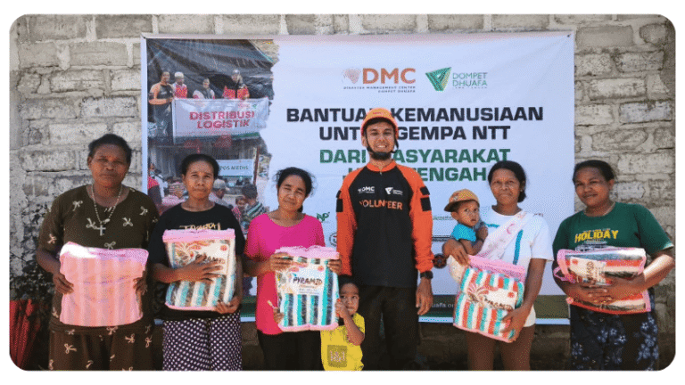 Dompet Dhuafa Jawa Tengah Salurkan Bantuan untuk Penyintas Gempa NTT, Hadirkan Logistik Hingga Layanan Kesehatan